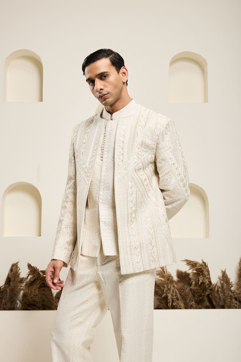Ivory open bandhgala
with Resham thread Work