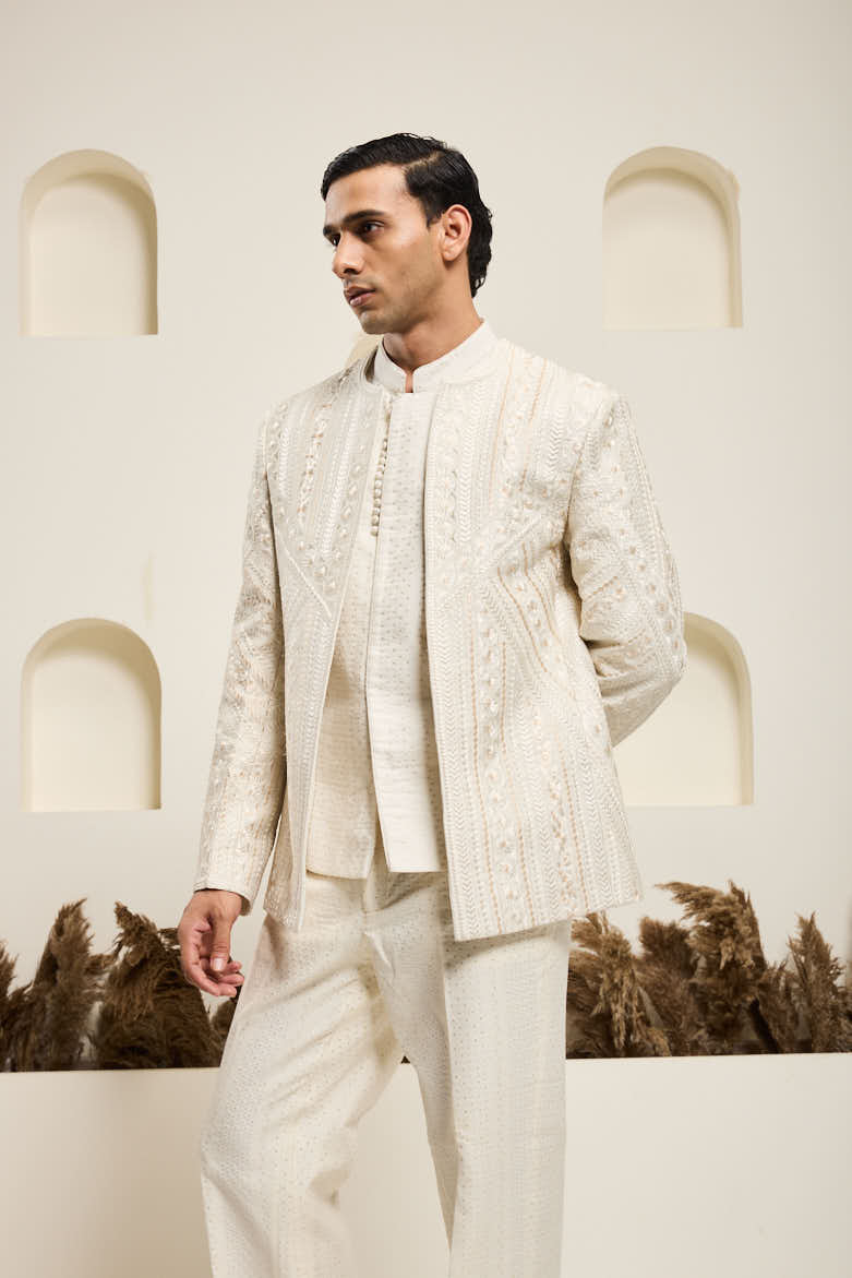 Ivory open bandhgala
with Resham thread Work
