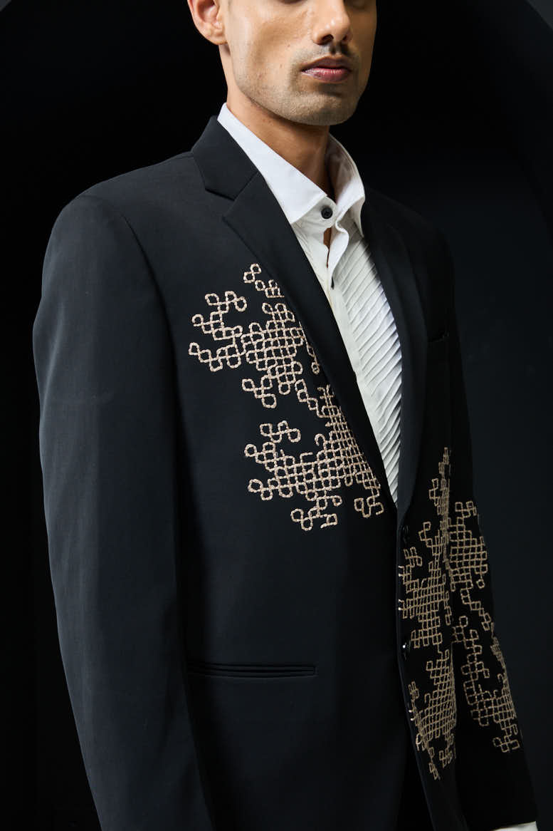 Black blazer detailing with thread work
