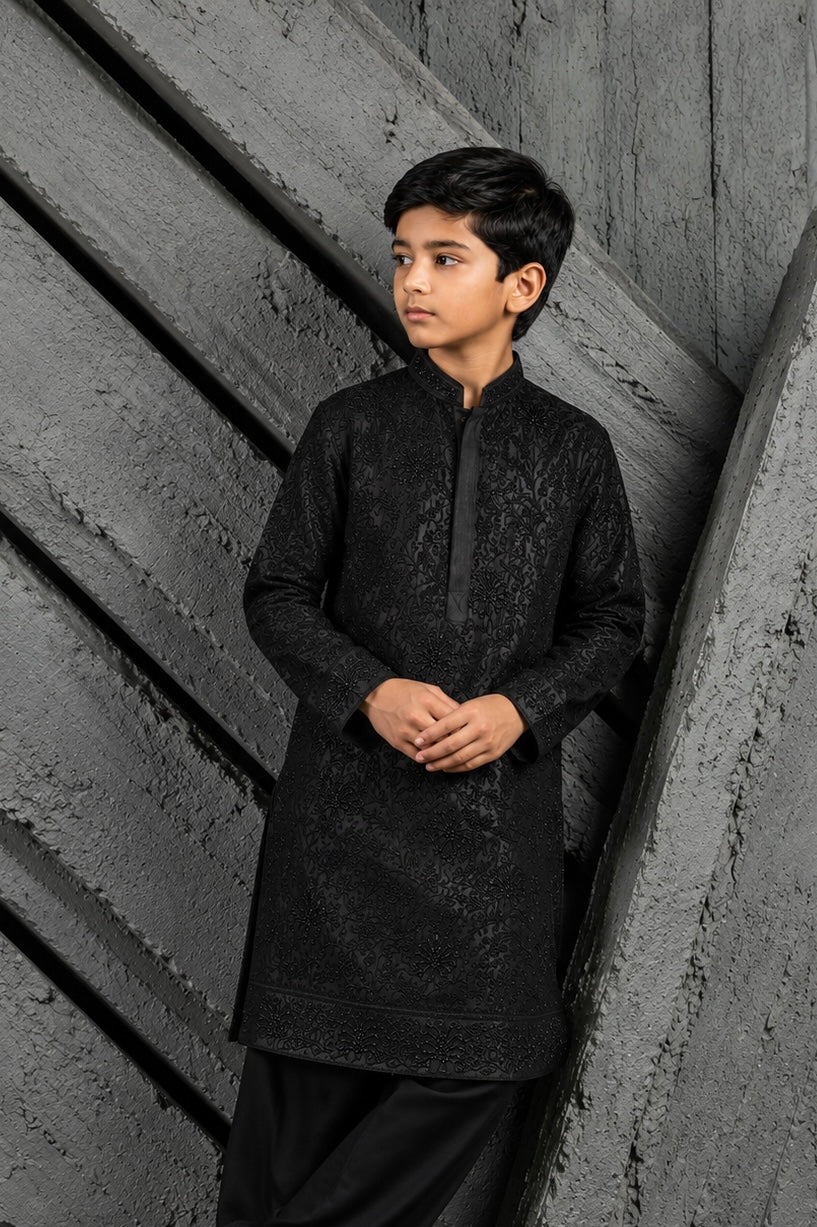 Sham Embroidered Kurta Set