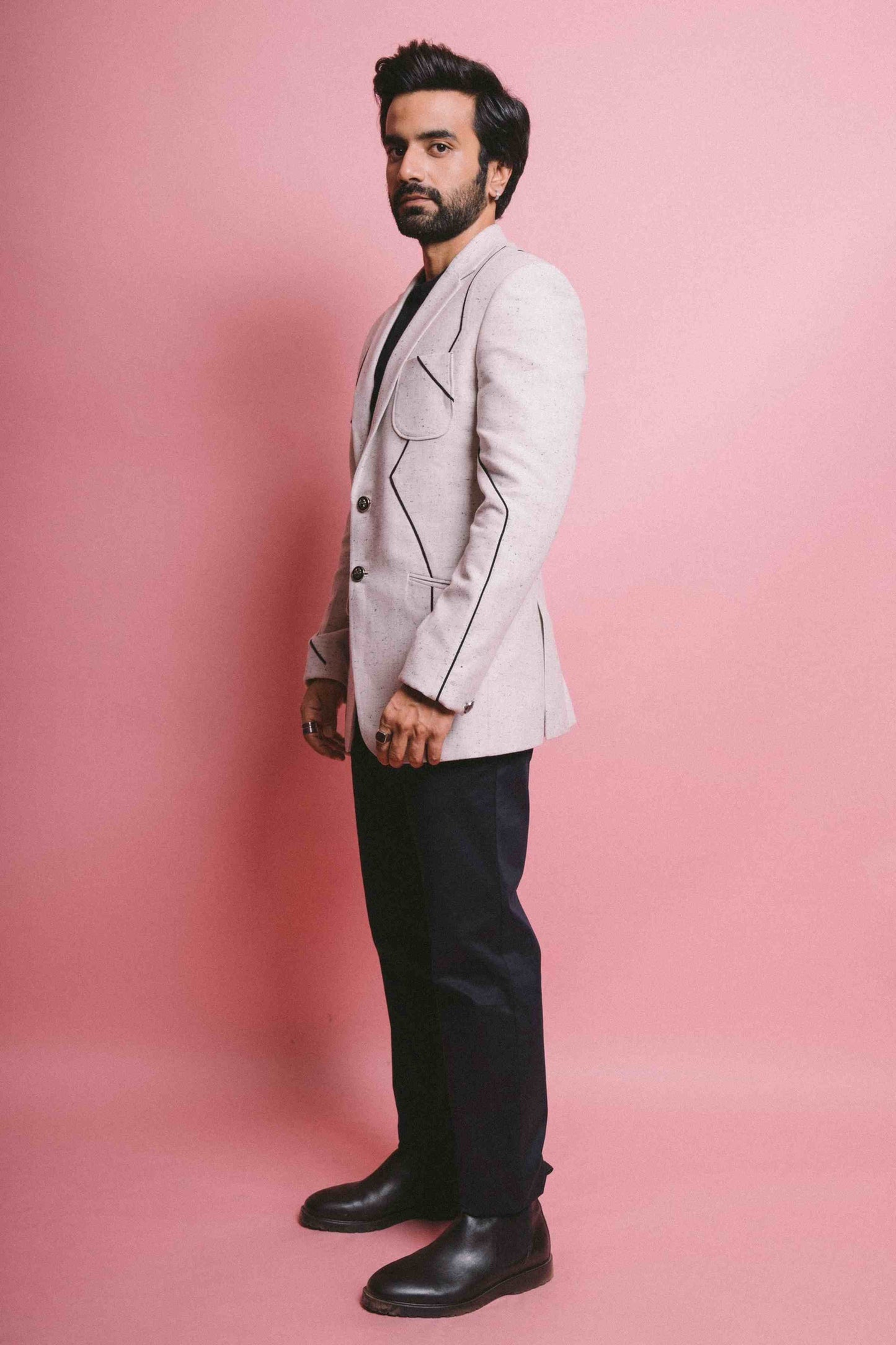 Ayush Mehra in Off White Blazer With Contrast Piping