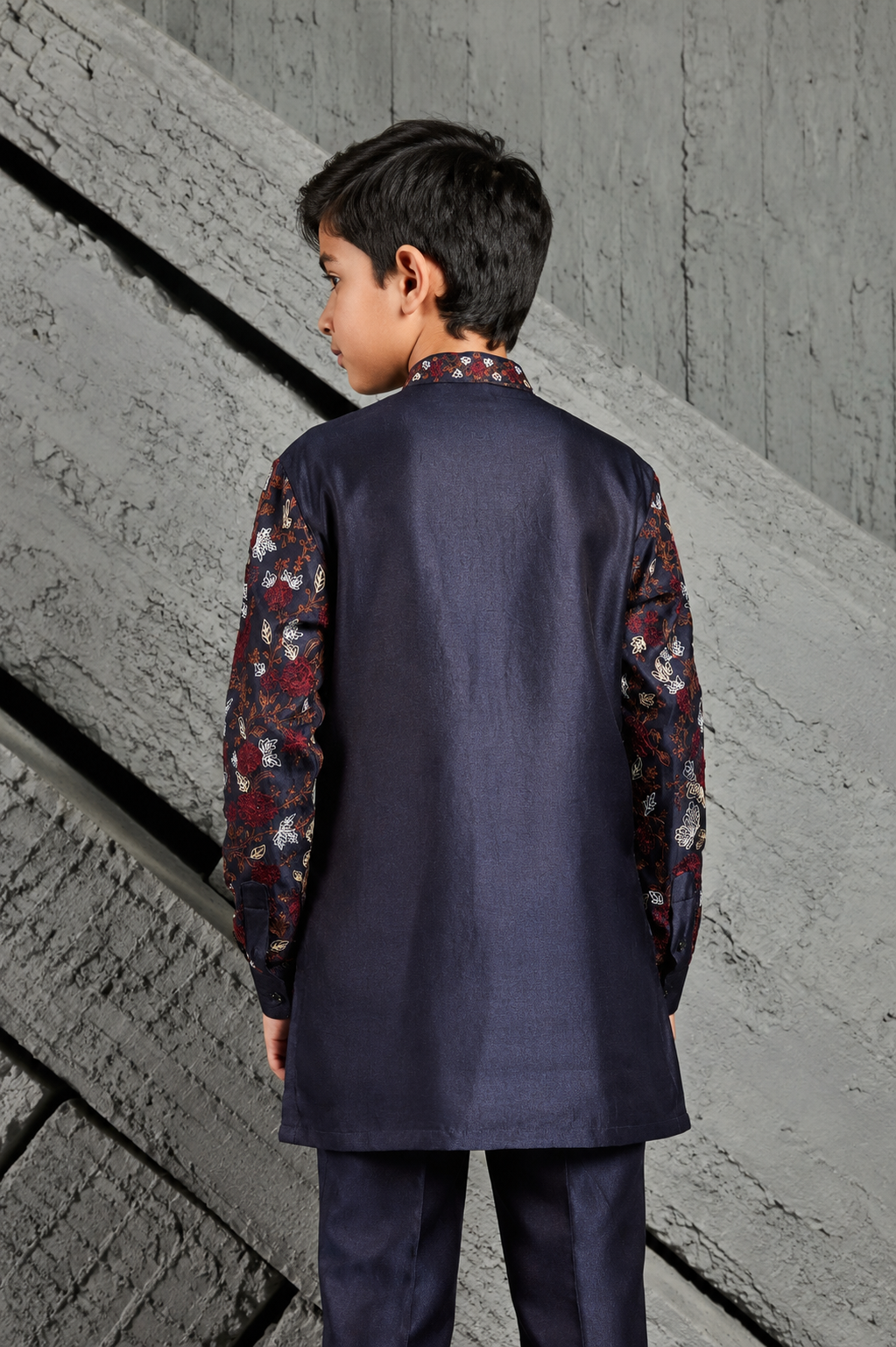 Neel Utsav Kurta Set