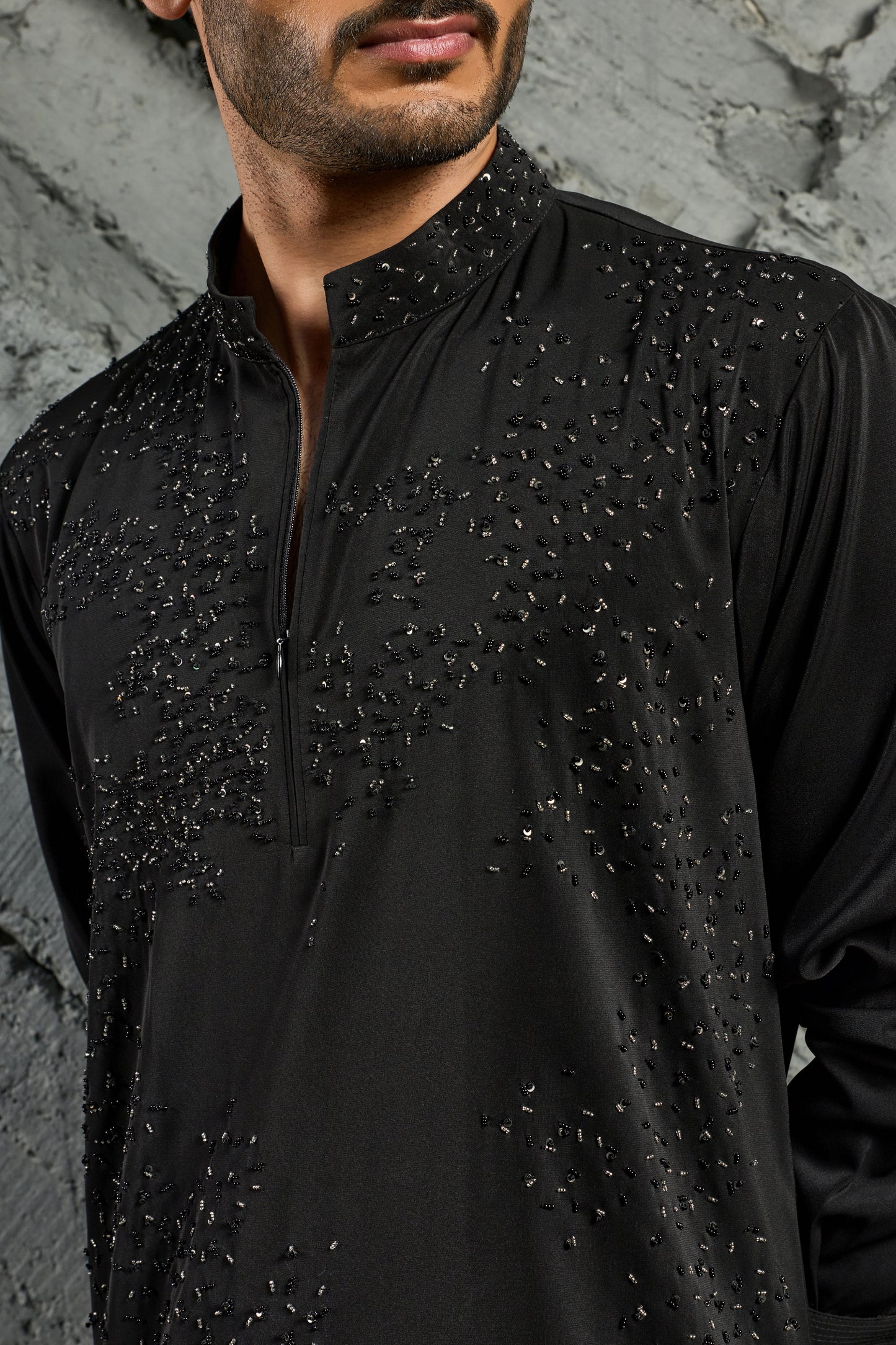 Noir Katdana Kurta Set