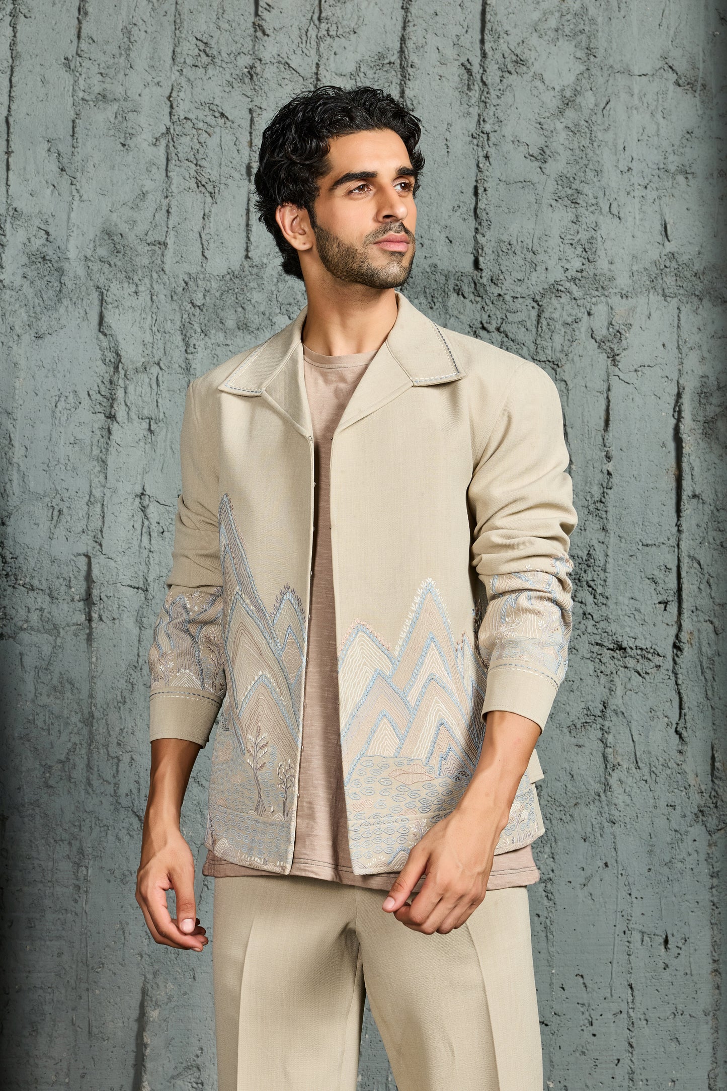 Beige Mount-Ridge Shacket Set
