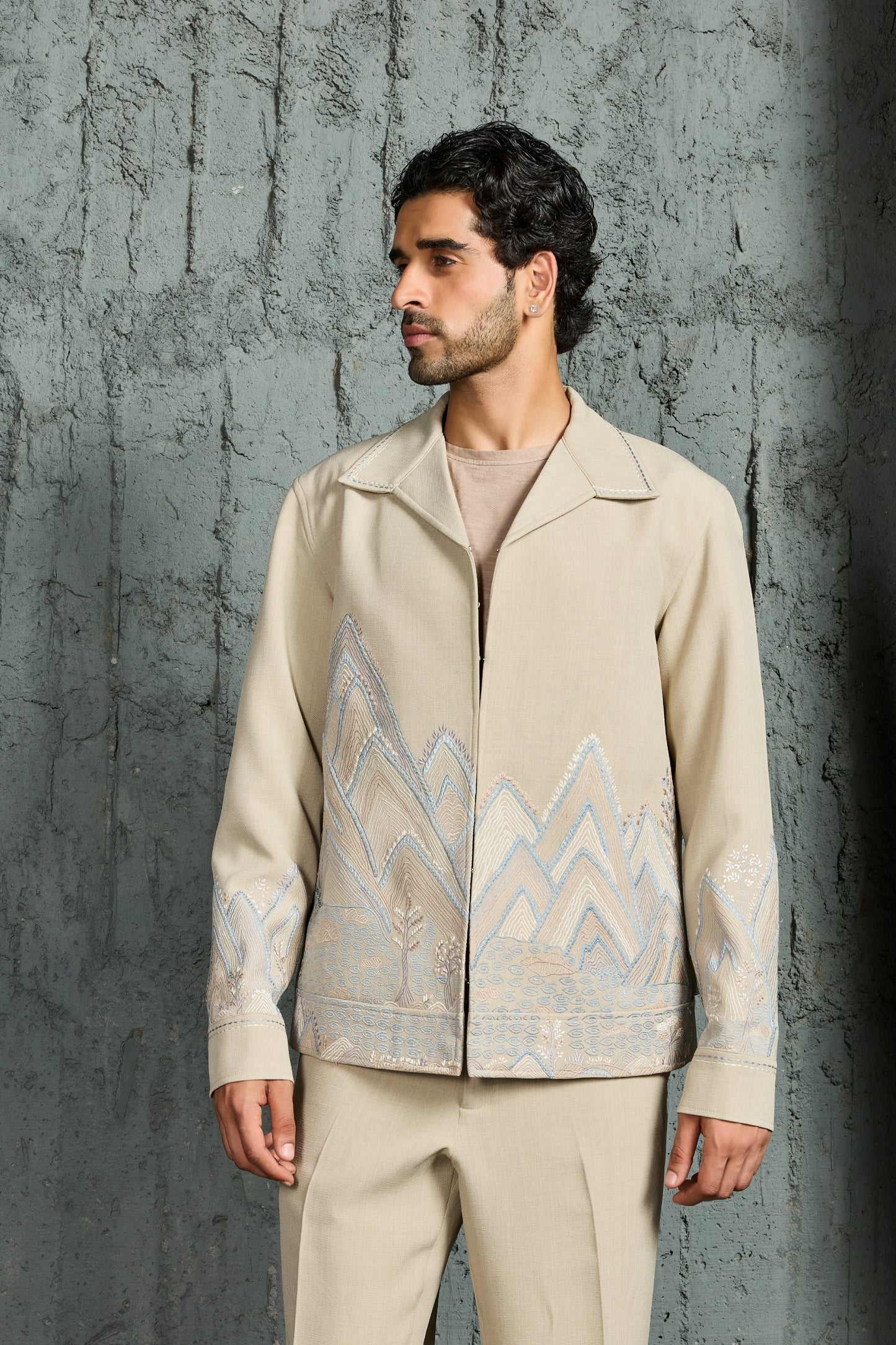 Beige Mount-Ridge Shacket Set