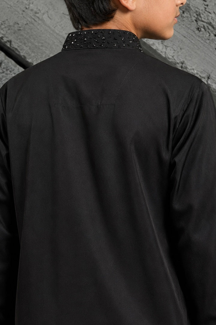 Noir Katdana Kurta Set