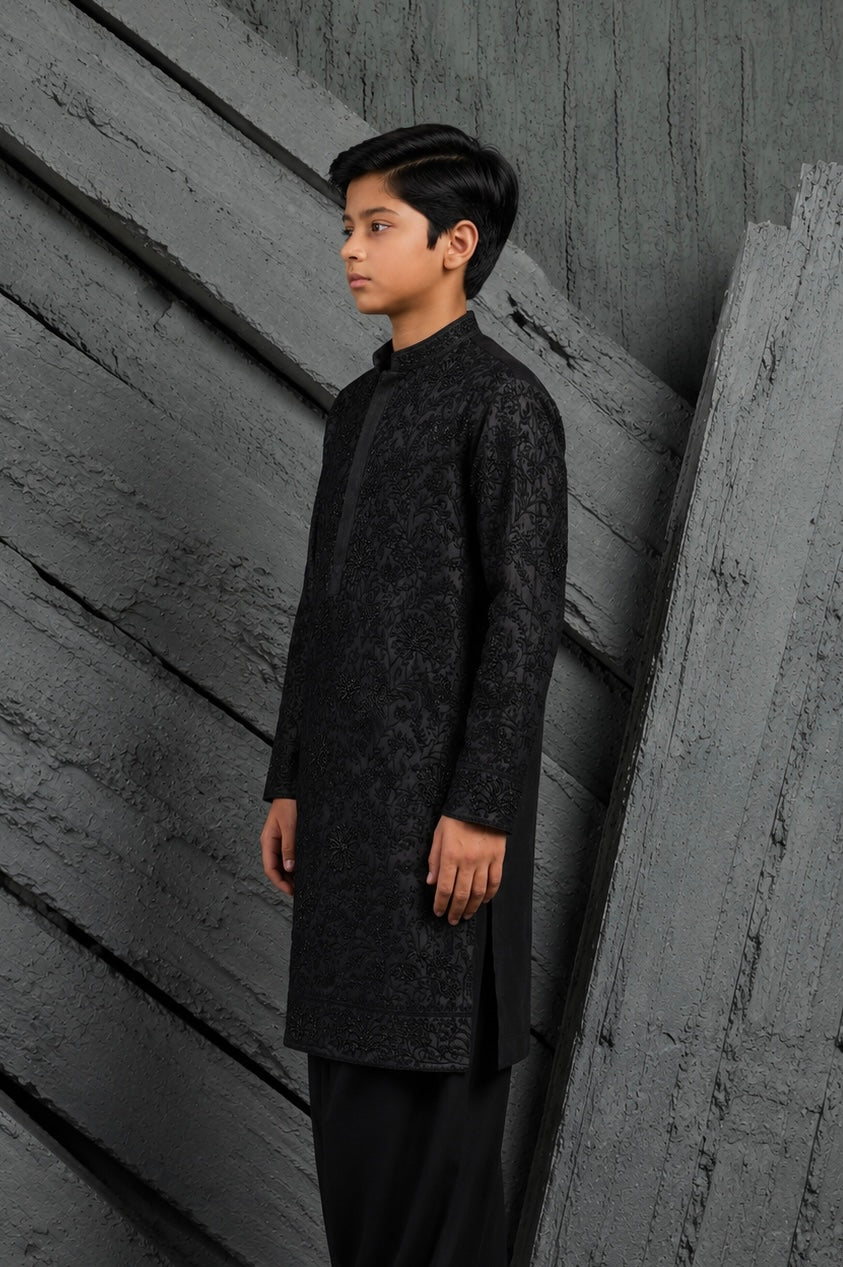 Sham Embroidered Kurta Set