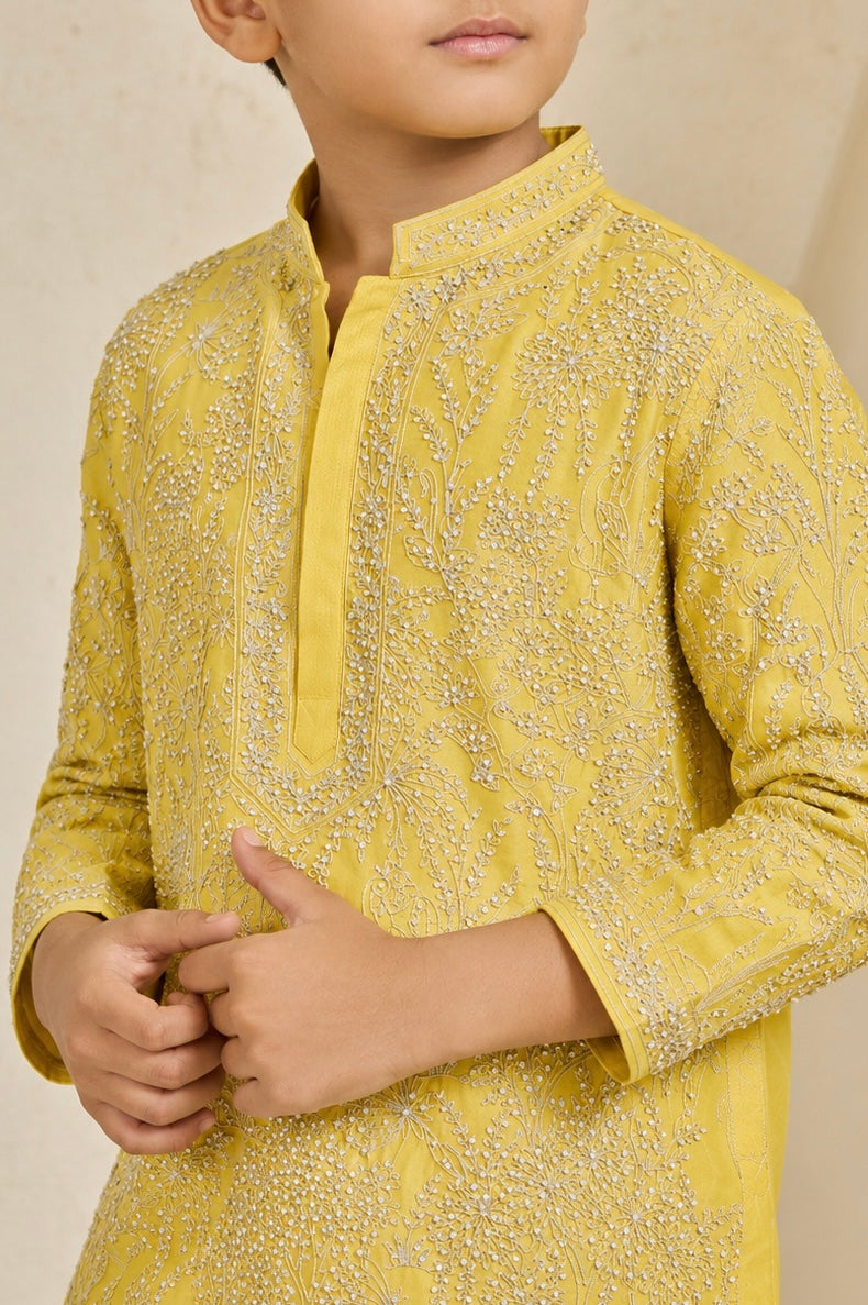 Peela Bagh Kurta Set